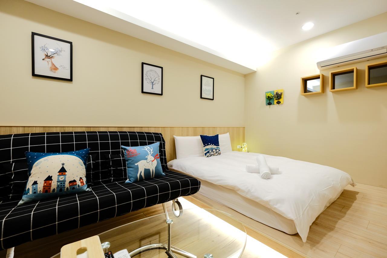 Color Fun Inn Kaohsziung Kültér fotó