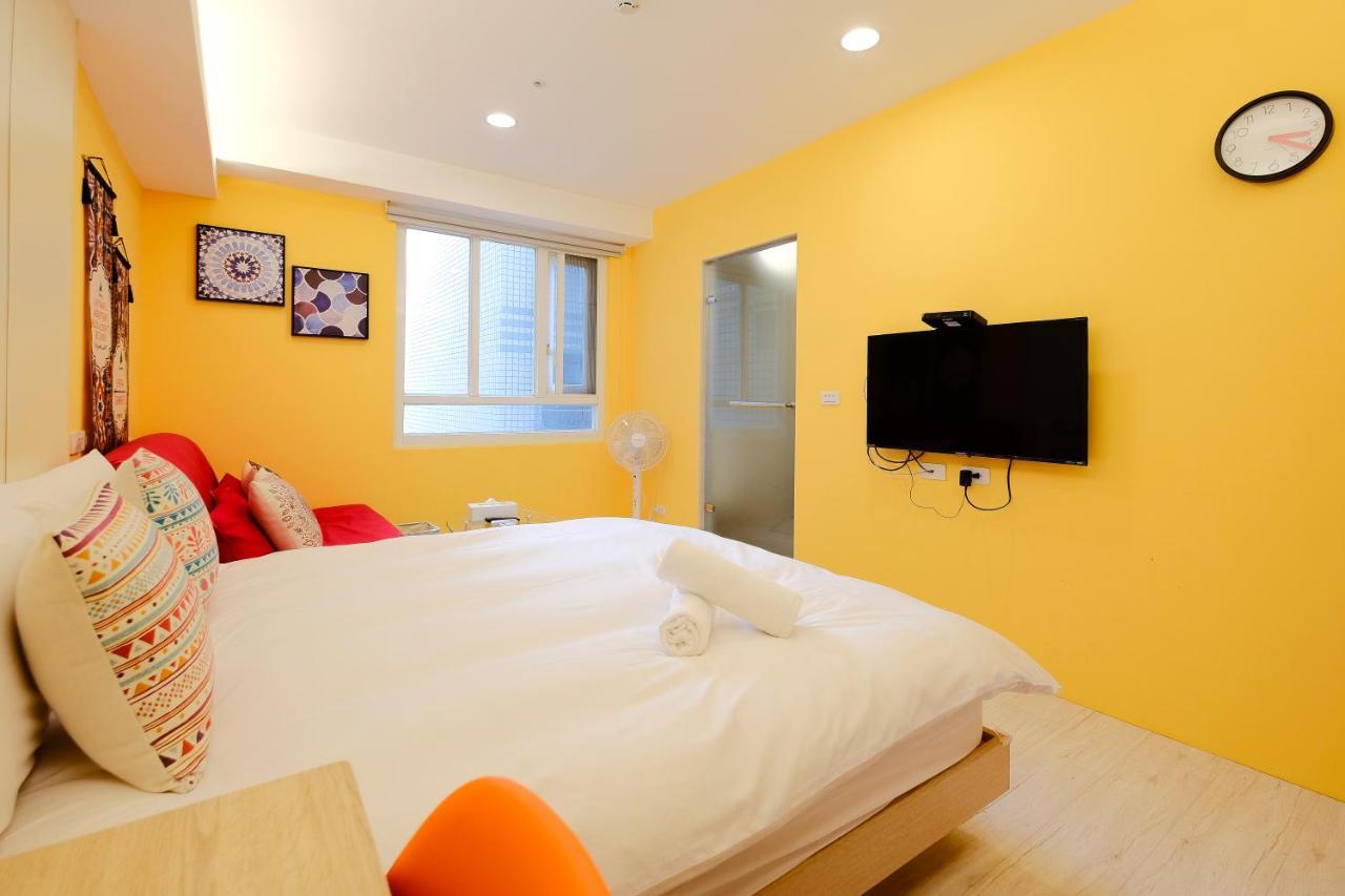 Color Fun Inn Kaohsziung Kültér fotó